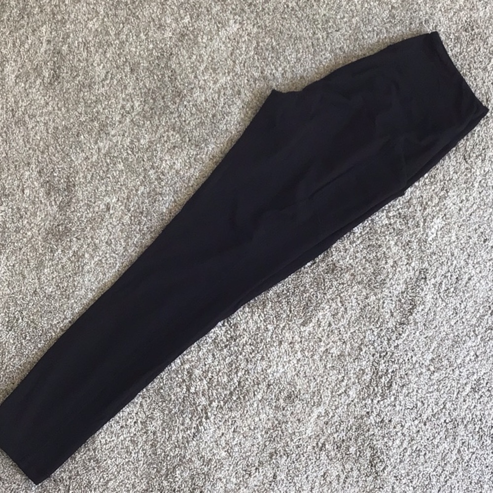 RAE MODE BLACK LEGGINGS WITH POCKETS - SMALL NWOT - Picture 2 of 6